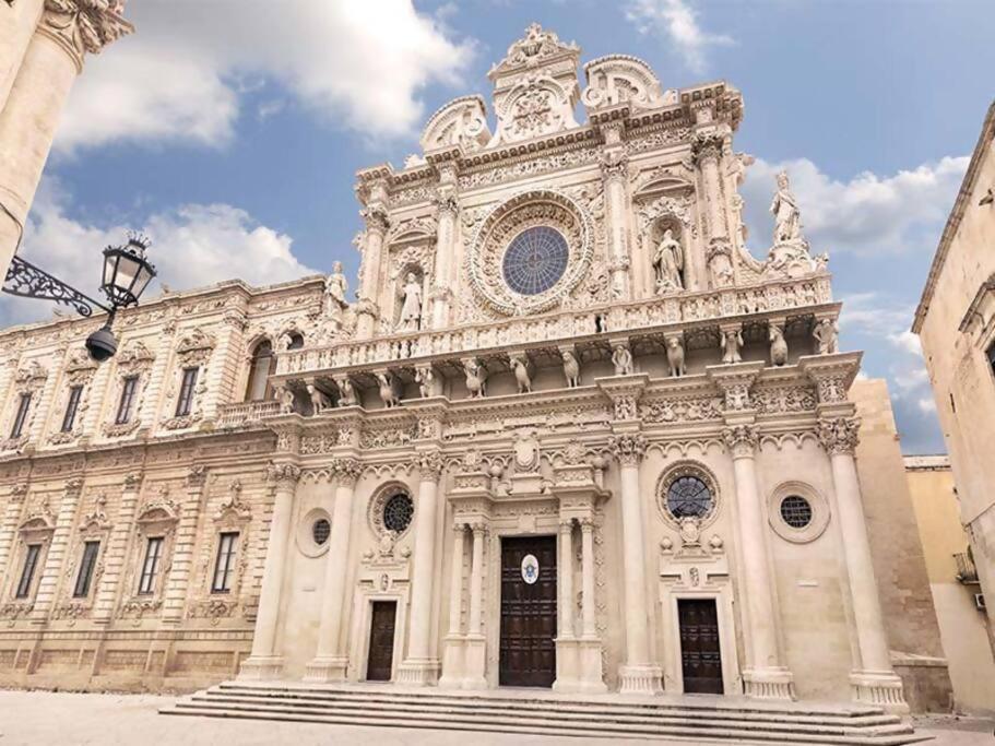 Suite Piazza Mazzini 90 Mq 5 Lecce Exteriör bild