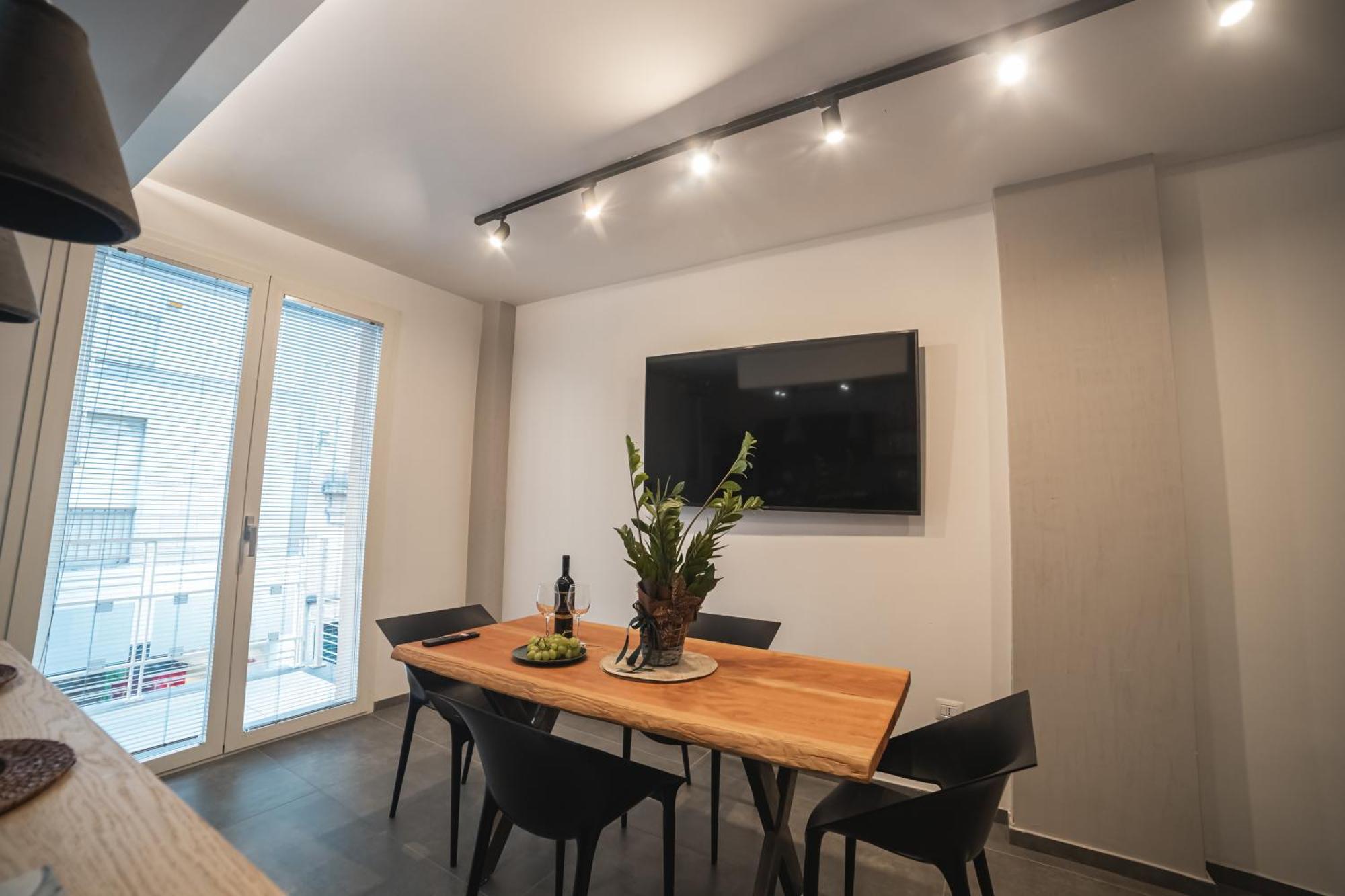 Suite Piazza Mazzini 90 Mq 5 Lecce Exteriör bild