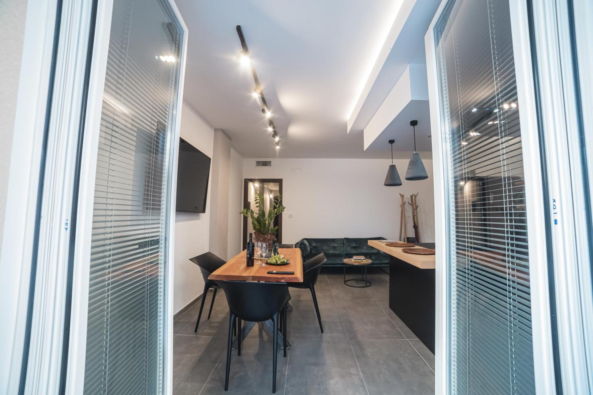 Suite Piazza Mazzini 90 Mq 5 Lecce Exteriör bild